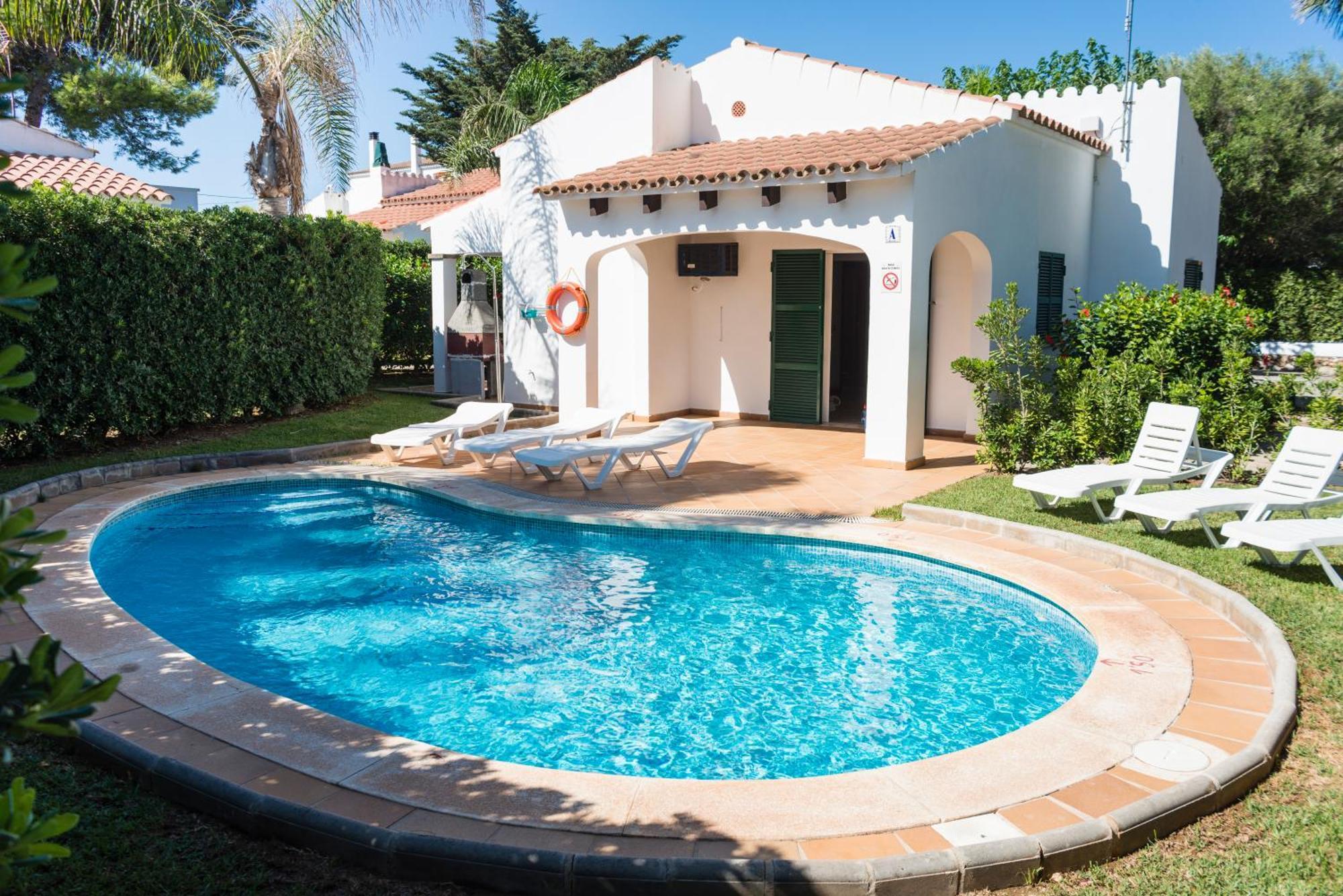 Apartchalet Villas Elvira. Villa A Son Carrio  Kültér fotó
